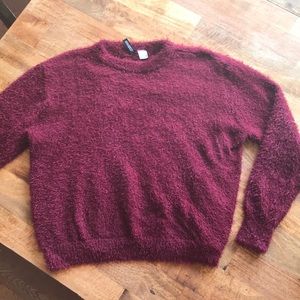 Fuzzy 90’s sweater